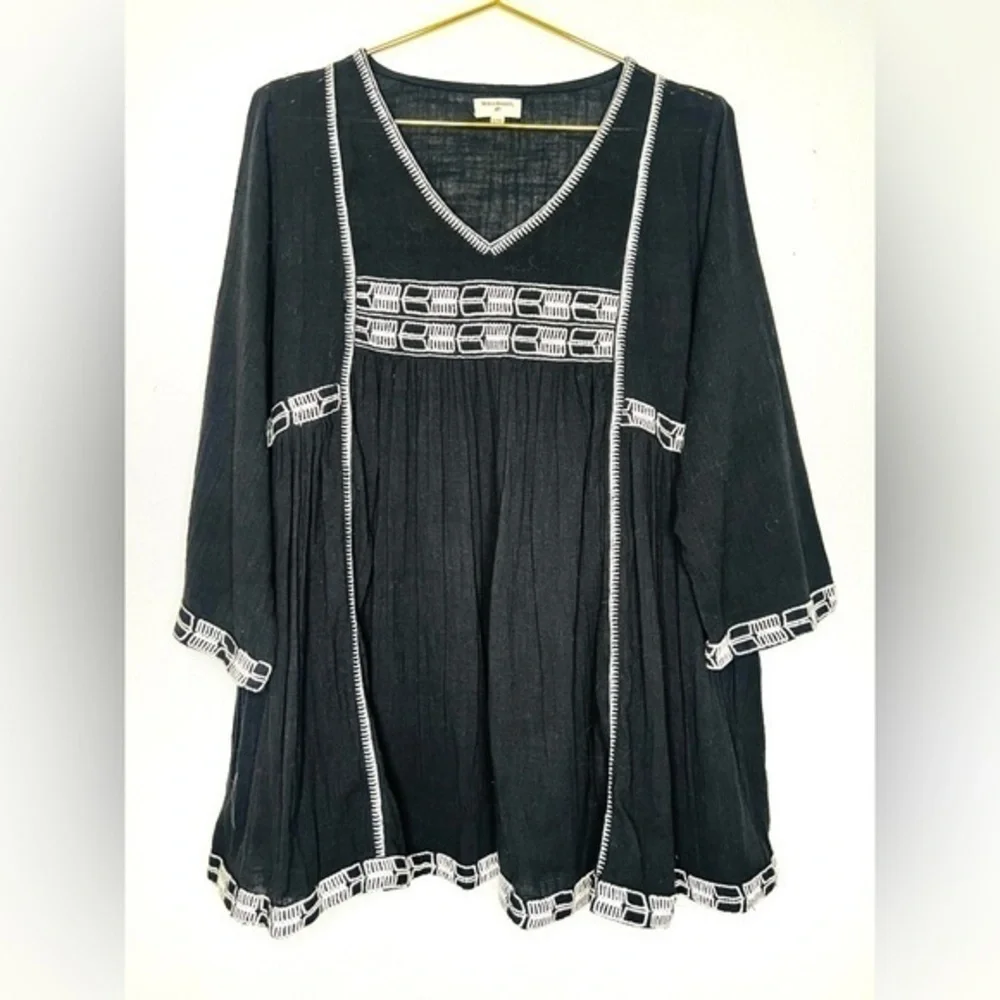 World Market Dress Embroidered Black and white Boho Caftan Linen tunic Lagenlook